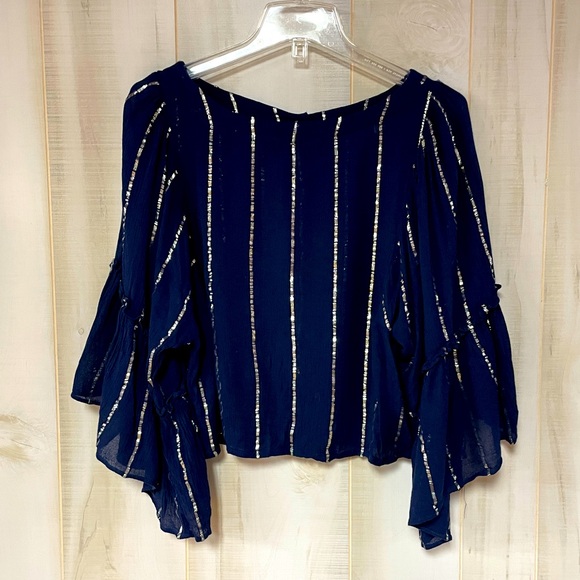 Floreat Tops - Anthropologie Floreat Navy Blue Silver Metallic Stripe Flowy Sleeve Top Sz S